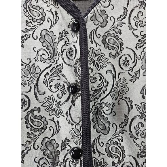 Carly Blake Womens Blazer Multi-Color Size 32in From Pit To Pit Button Pockets - Picture 8 of 12